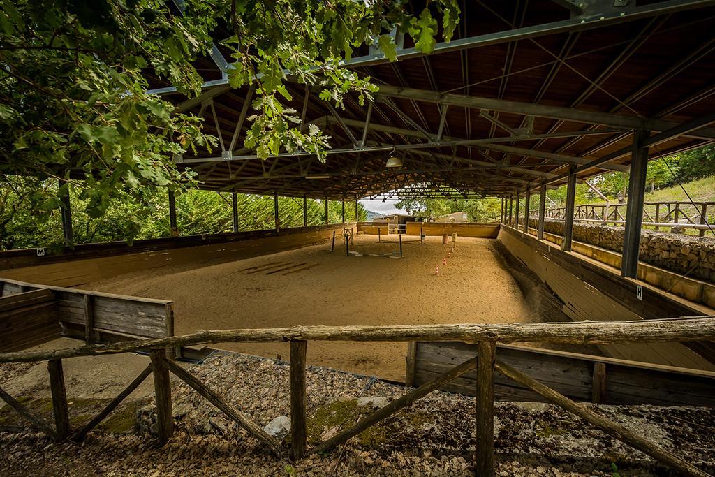 Pensjonat Valle Himara Piana Degli Albanesi Zewnętrze zdjęcie
